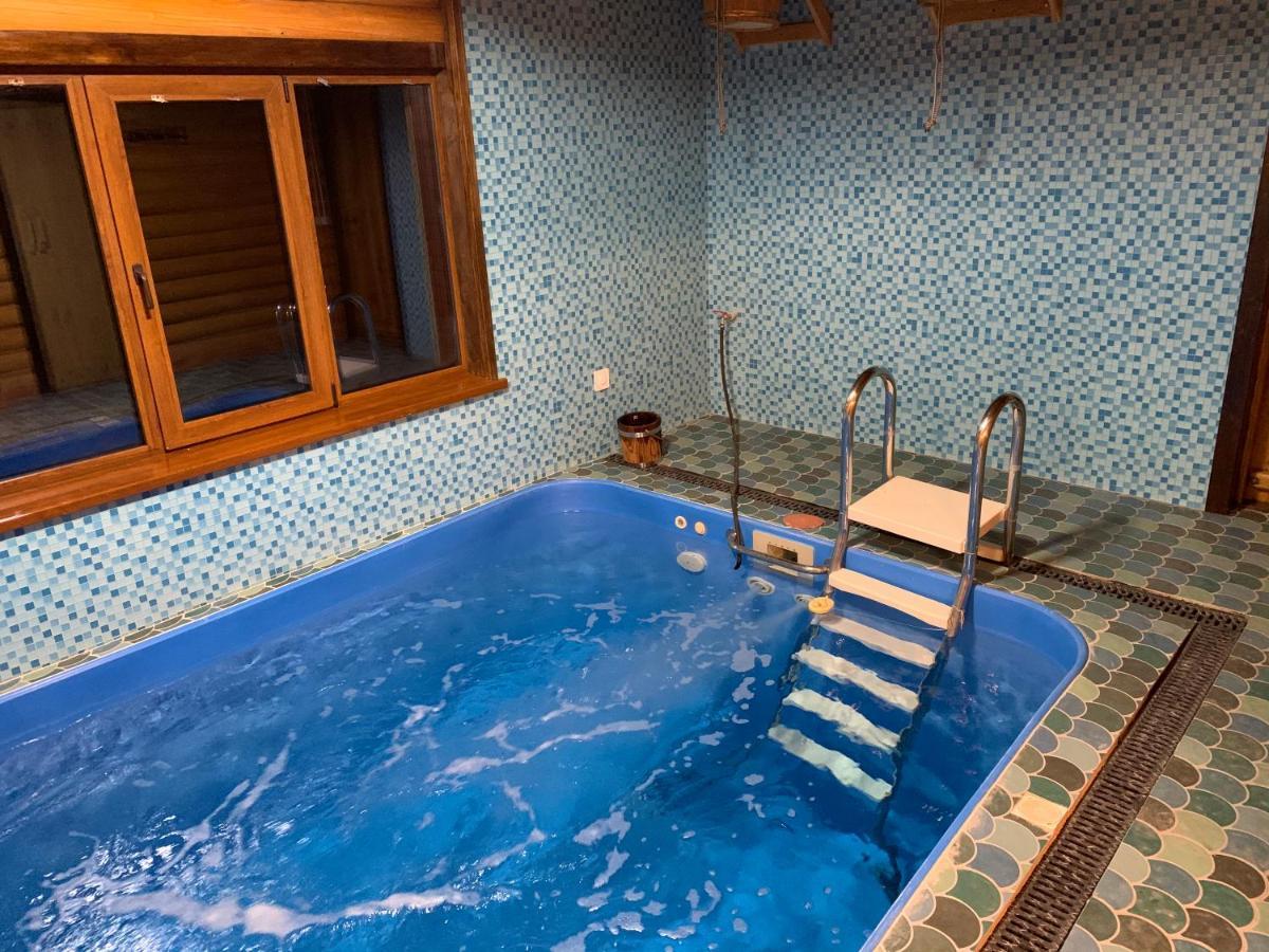 Долина Motel Chornyvody Luaran gambar