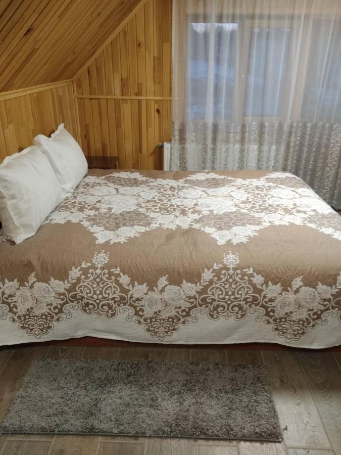 Долина Motel Chornyvody Luaran gambar